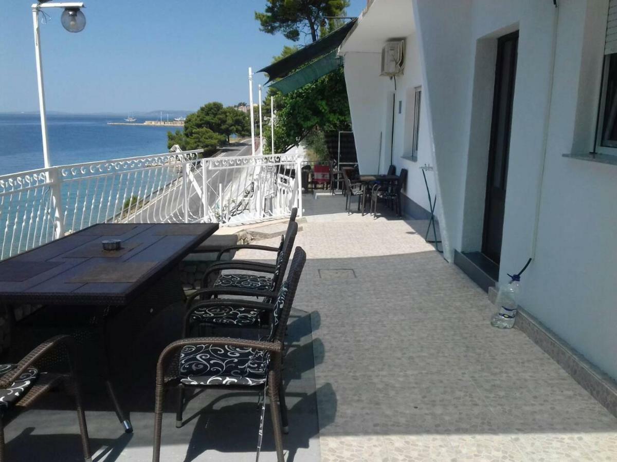 Apartmani Lastro Jesenice  Εξωτερικό φωτογραφία