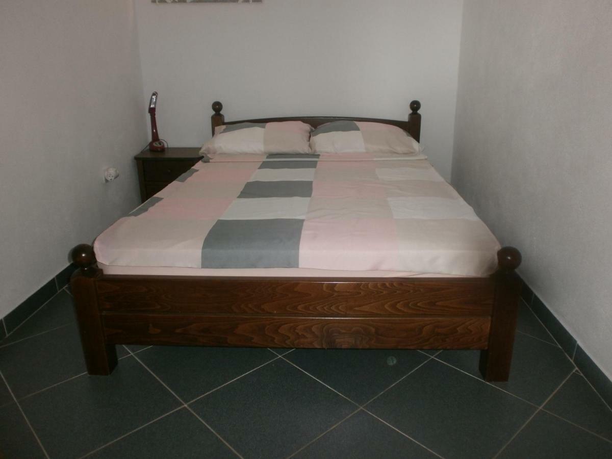 Apartmani Lastro Jesenice  Εξωτερικό φωτογραφία
